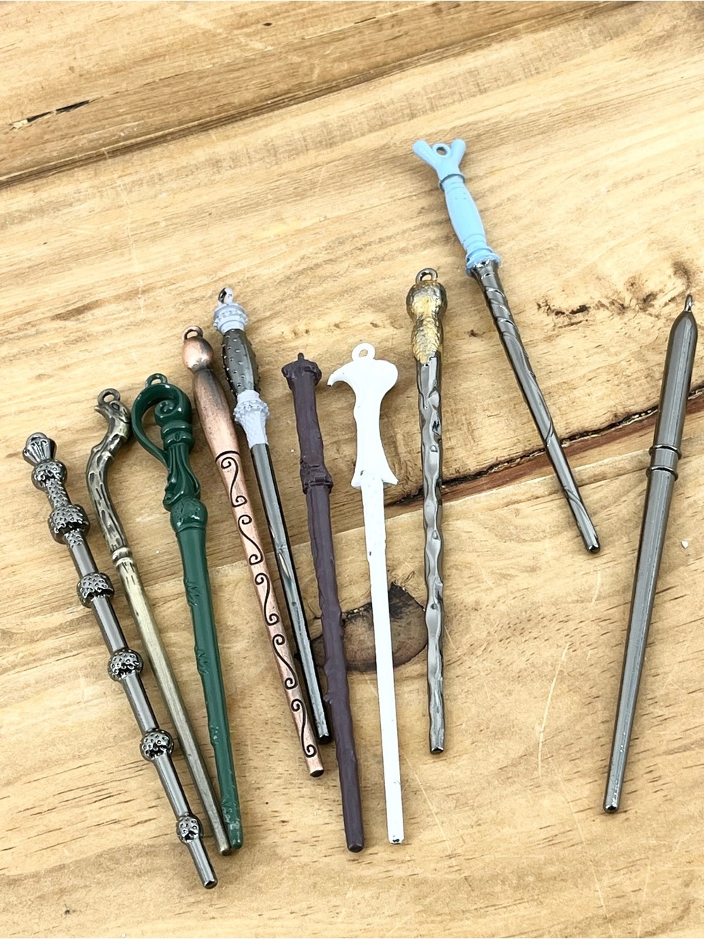 Authentic Design And Color Harry Potter Characters Wands Mini Key Chain Wands